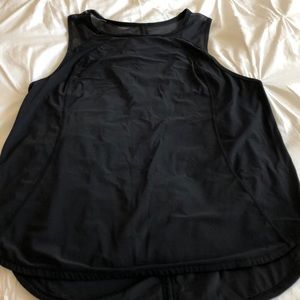 Black sculpt tank
